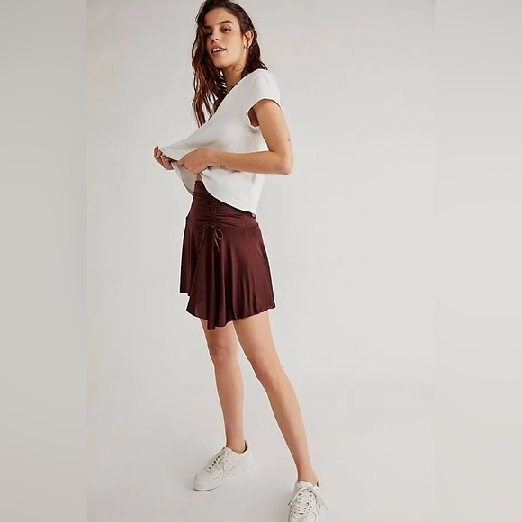 FREE PEOPLE who’s that mini SKIRT - Picture 4 of 7